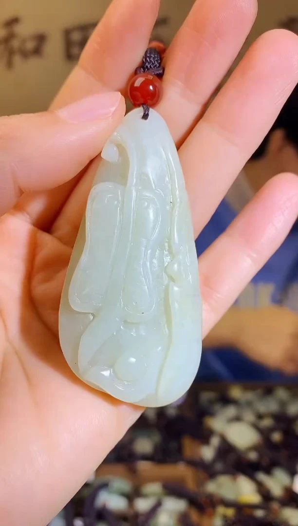 颈饰未镶嵌和田玉1