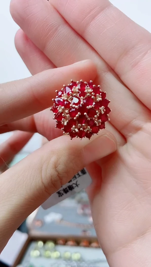 银S925镶嵌手饰红宝石手饰