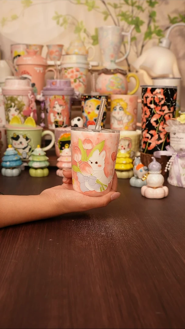 陶景德镇手绘的杯子