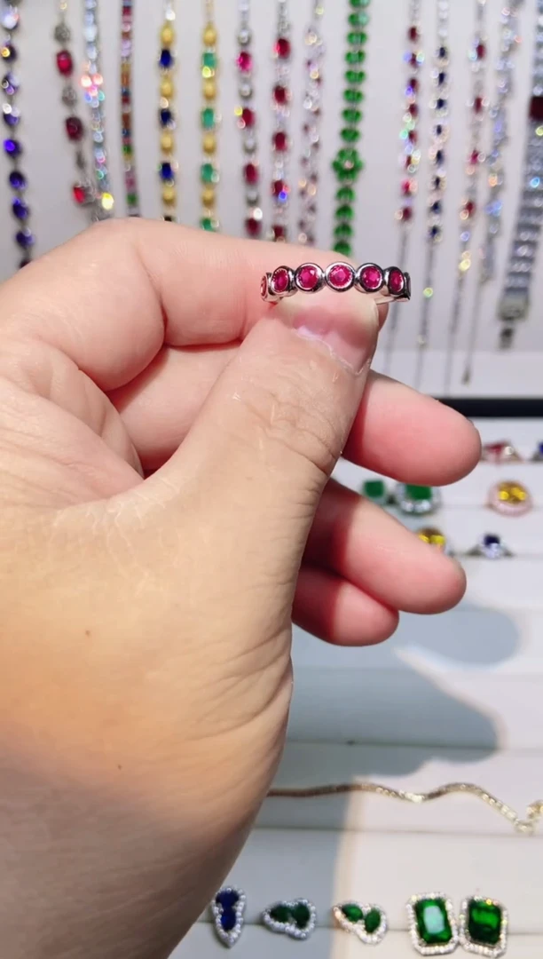 银S925镶嵌耳饰托帕石1