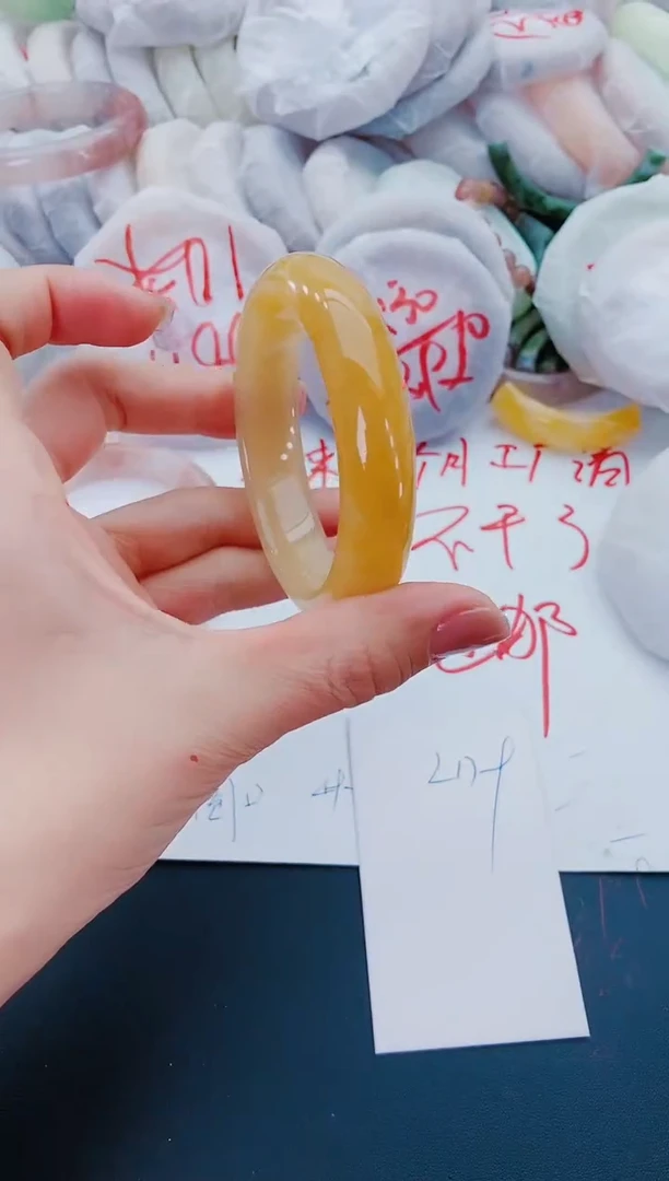 未镶嵌手镯石英质玉L179-57-56