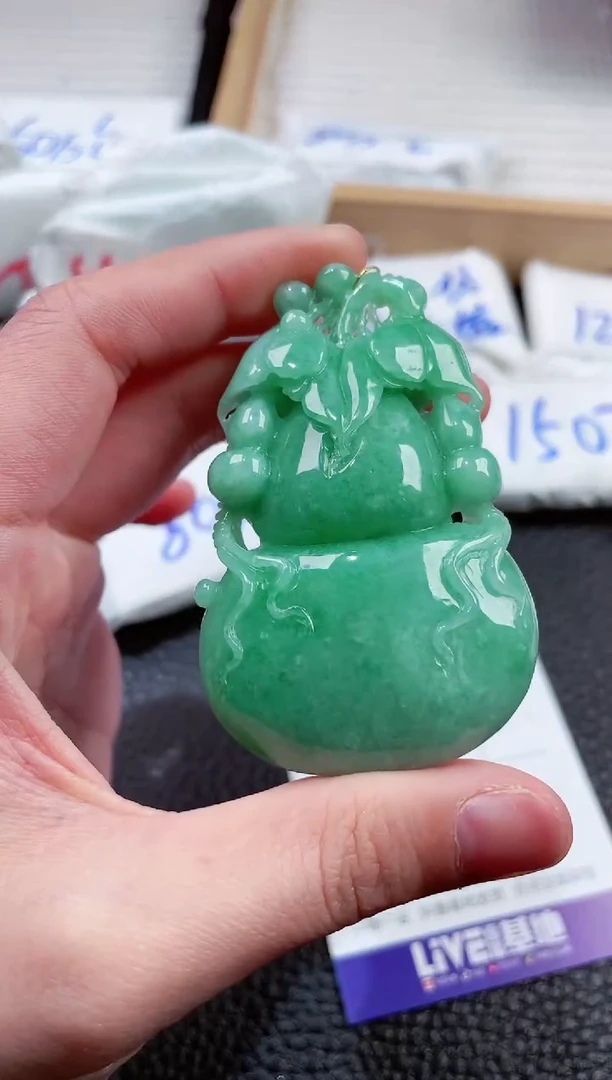 【闪购商品】翡翠颈饰未镶嵌00000814