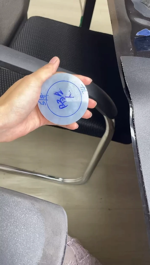 定制翡翠手镯未镶嵌是***?手镯