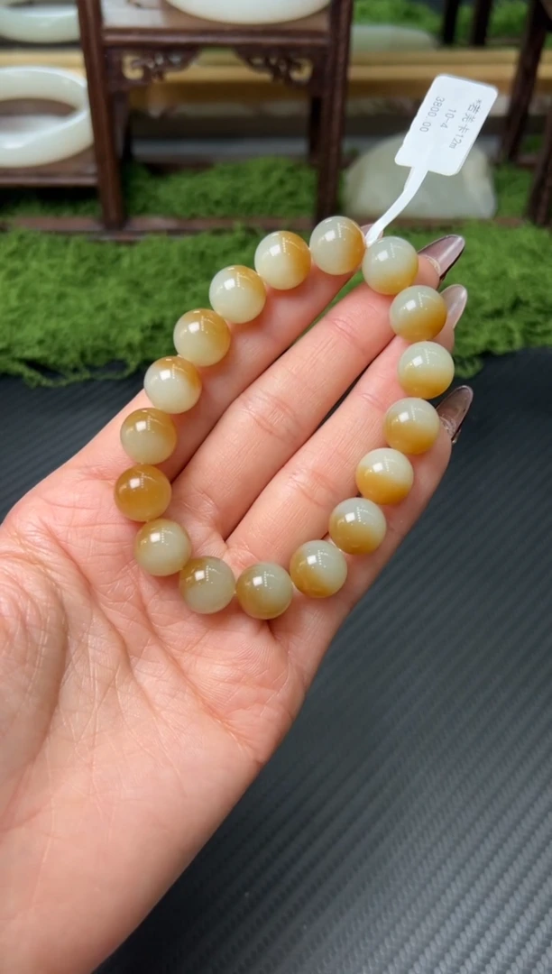 未镶嵌手串和田玉若羌微色差卡12