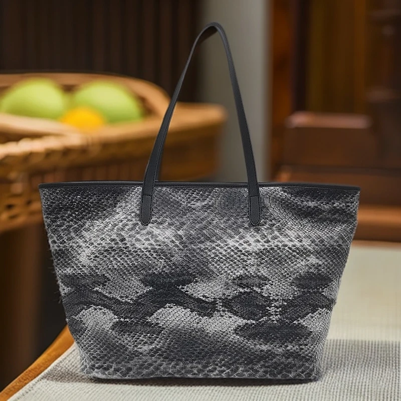 欧美时尚大容量托特包单肩手提大包蛇纹软皮凹凸质感购物袋女包