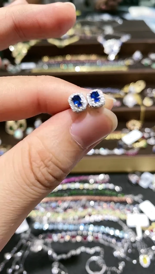 【闪购商品】蓝宝石耳饰银S925镶嵌耳饰