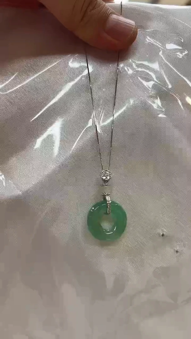 石英质玉（非洲翠）手链合金手链