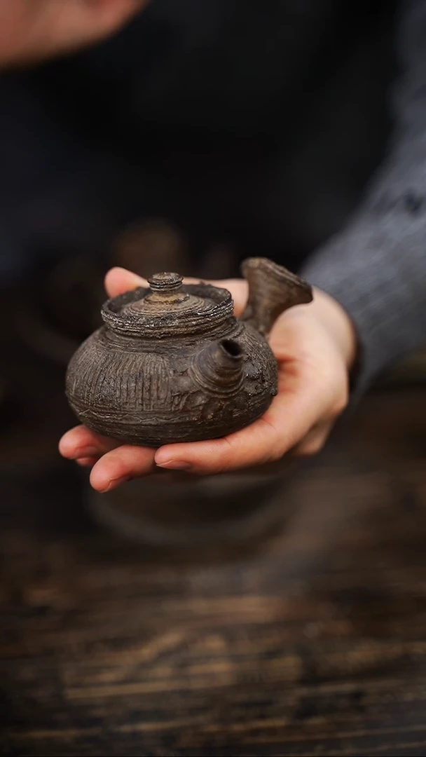 m***㷣全手工制作 南蛮蜂窝底侧把壶