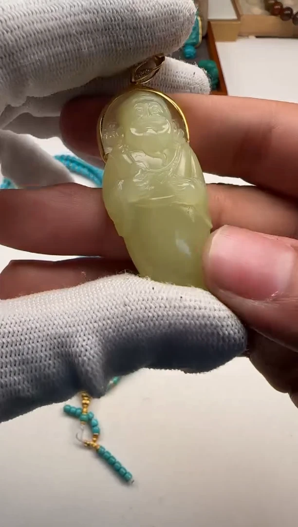 18K金镶嵌和田玉挂件吕**～配饰配饰