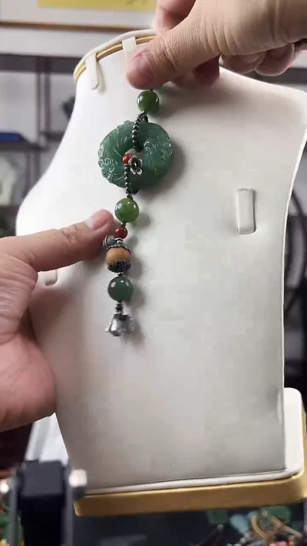 颈饰未镶嵌和田玉甜甜圈