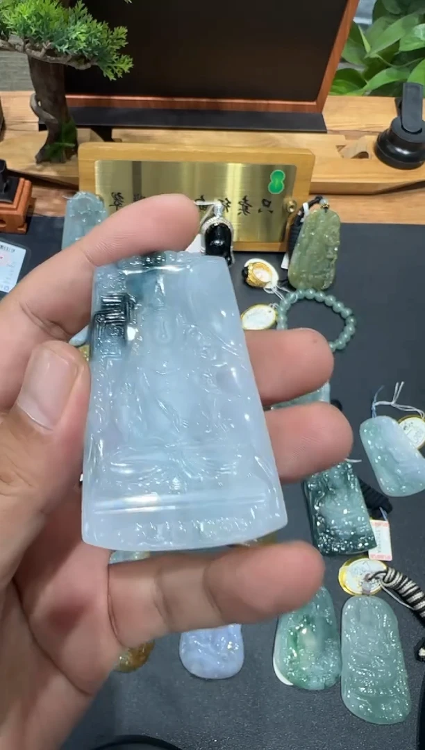 未镶嵌挂件翡翠A货翡翠多样性孤品