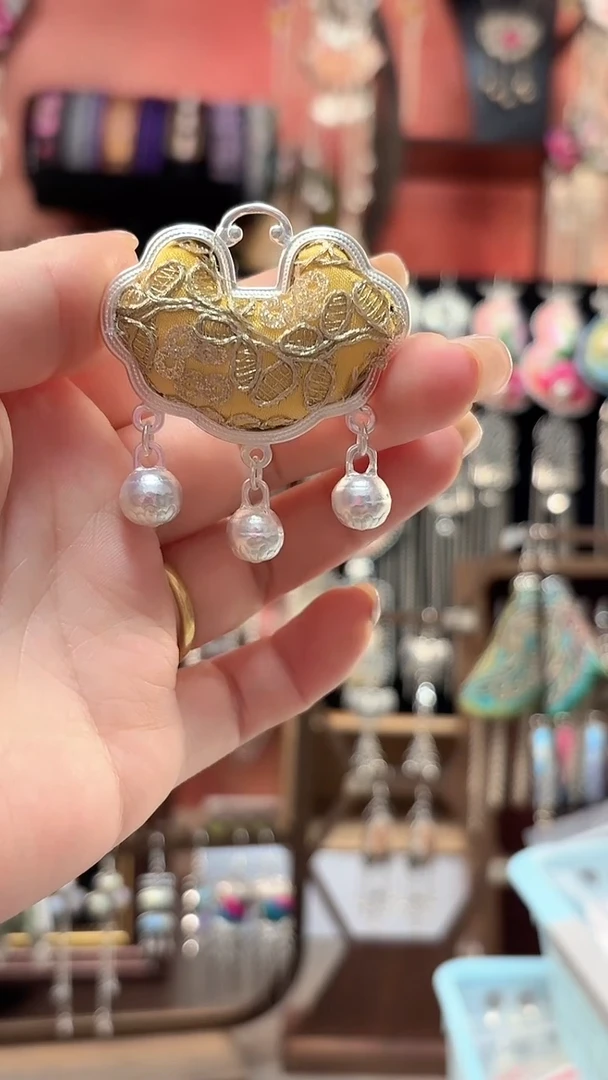 织绣 云织谣民族风精美饰品  91