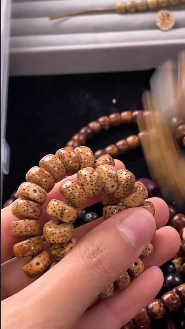 手串星月菩提精工级粉皮浅珀药片11*6手串（B）