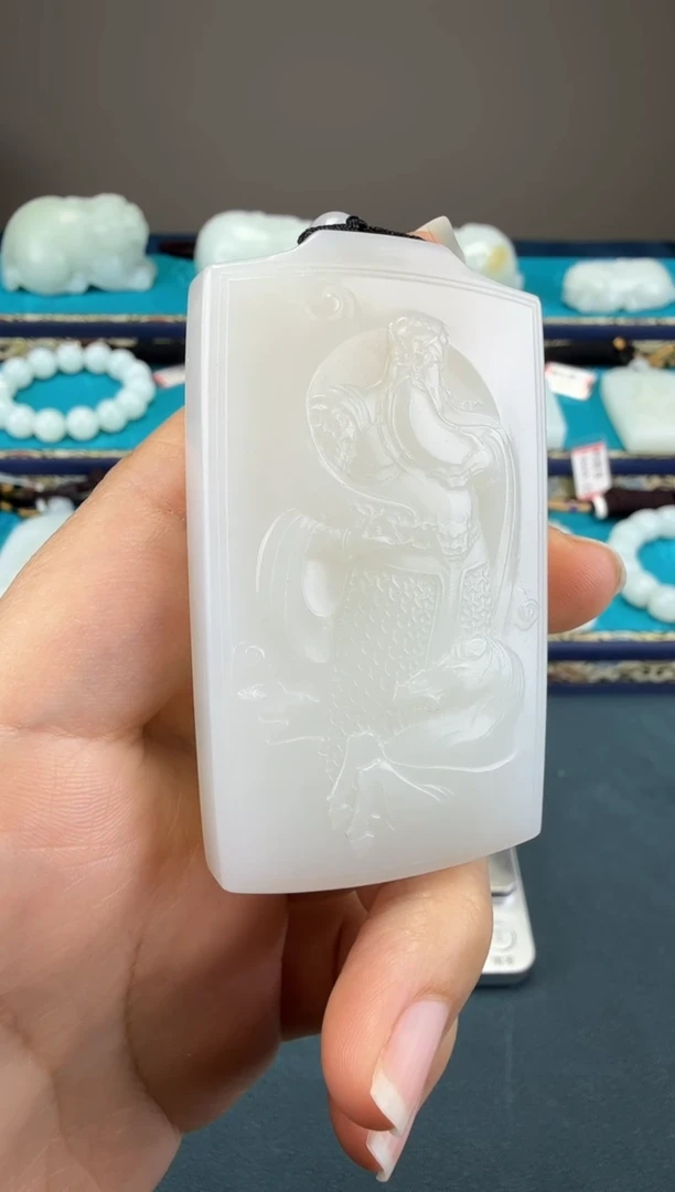 颈饰未镶嵌和田玉1