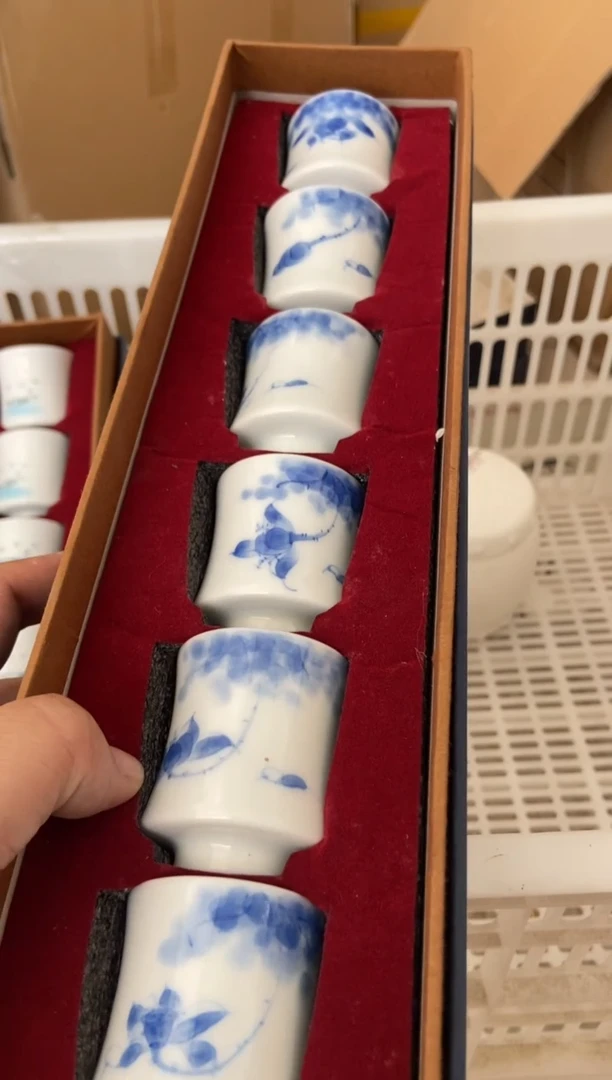 杯无运费险有瑕疵的摄影的产品有使用过的痕迹有点脏介意勿拍