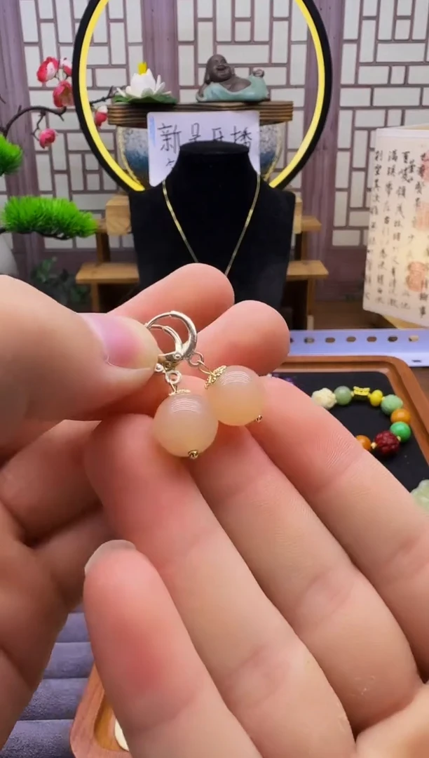 和田玉14K金镶嵌耳饰E427