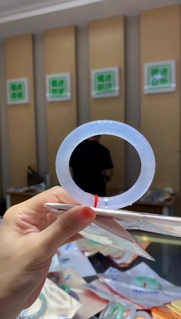 翡翠手镯未镶嵌-C115 全款10万 定金2万