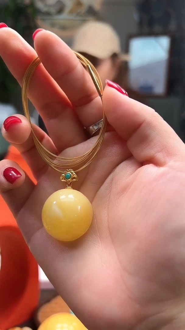 琥珀颈饰合金蜜蜡精工半圆太阳吊坠