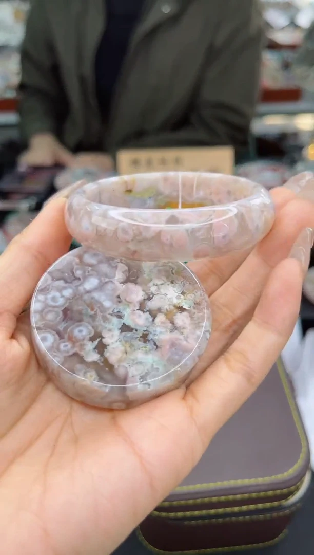 【闪购商品】石英质玉手镯未镶嵌55圈口（赠品镯心）625348