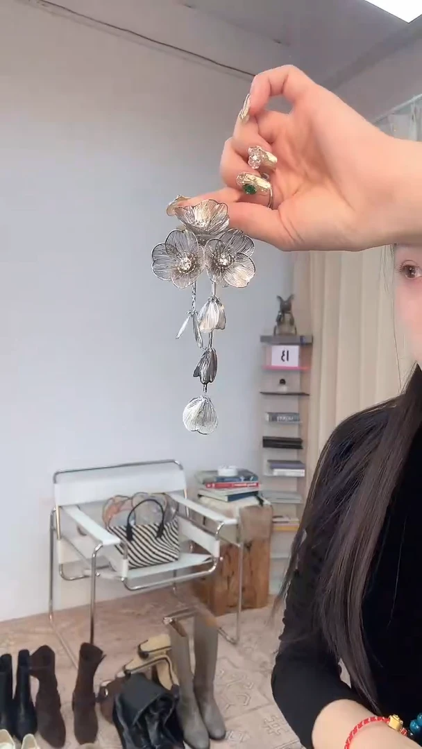 40女士时尚搭配耳饰