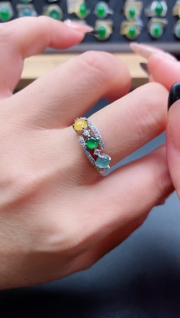 银S925镶嵌戒指翡翠1