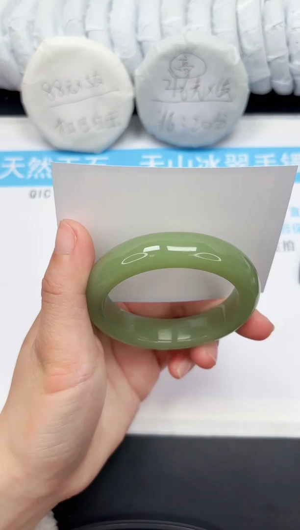【闪购商品】石英质玉手镯未镶嵌11-56.5