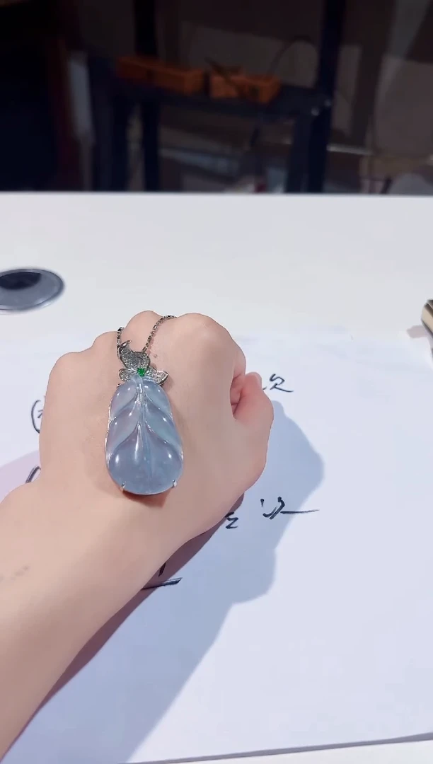 翡翠未镶嵌吊坠(赠链)天然A货翡翠a货吊坠多样性发货9010