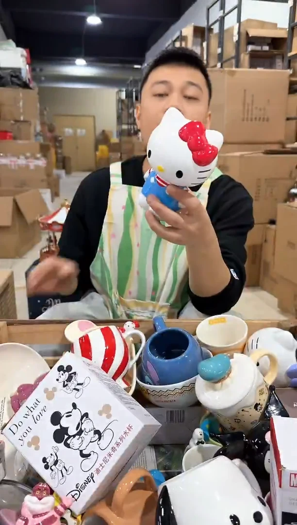 瓷片条纹kt笔筒