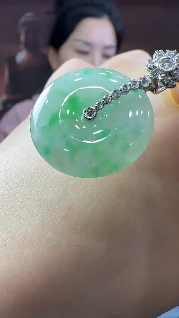 18K金镶嵌挂件翡翠平安扣  不含链