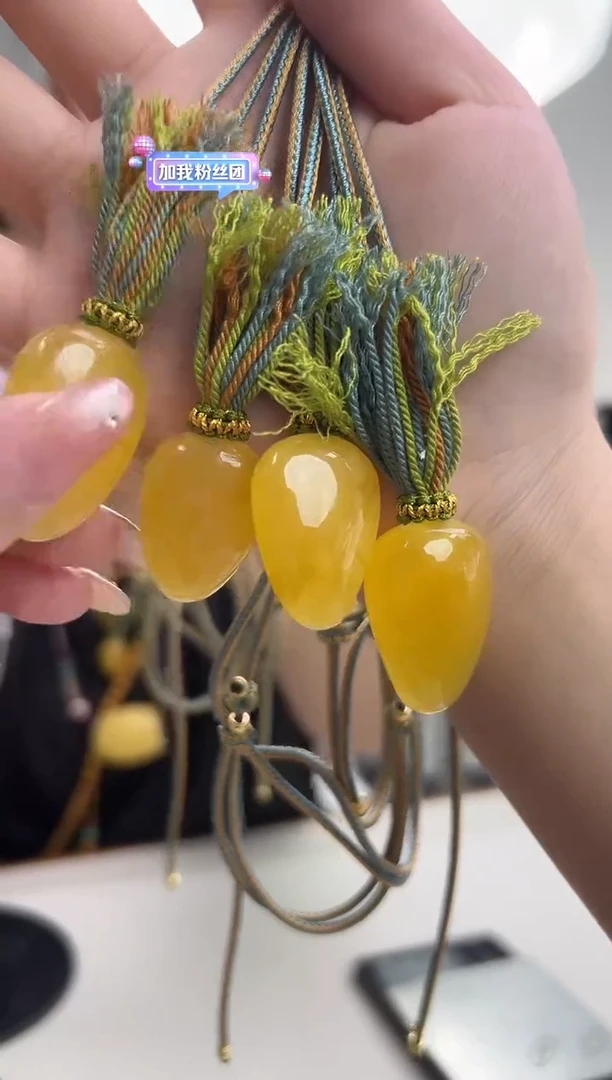 裸石琥珀未镶嵌琥珀蜜蜡吊坠多样性发一条