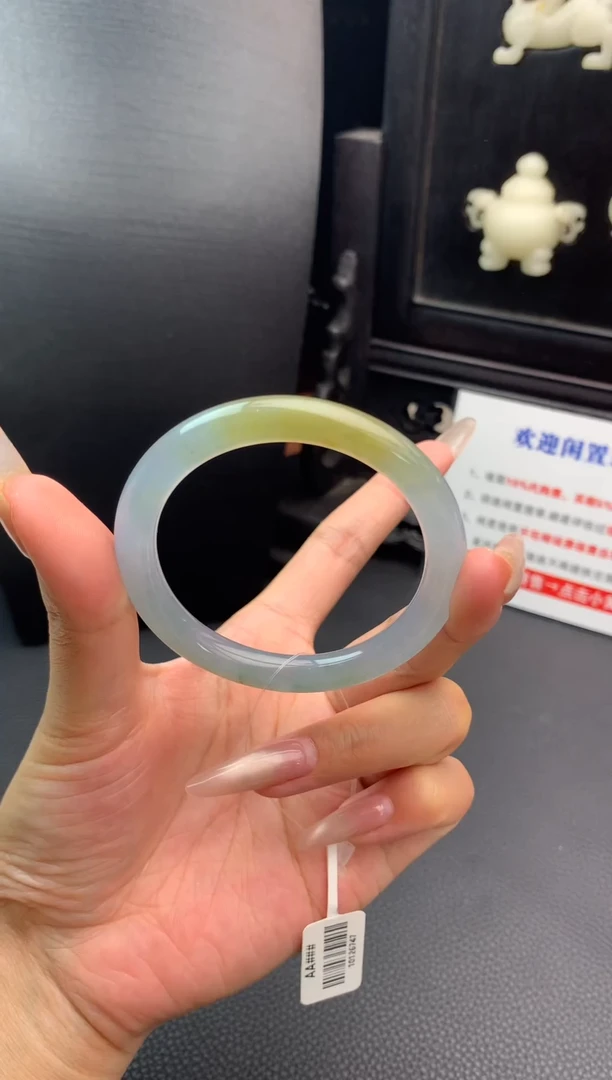 未镶嵌手镯（圆镯）翡翠51圈天然翡翠手镯08