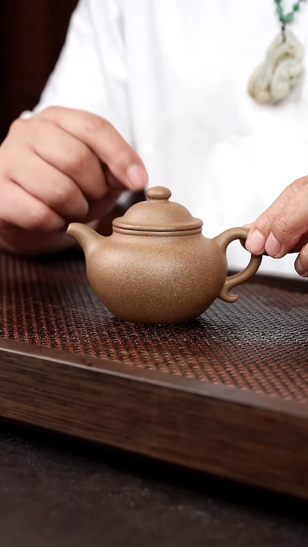 茶壶紫砂芝麻绿莲子