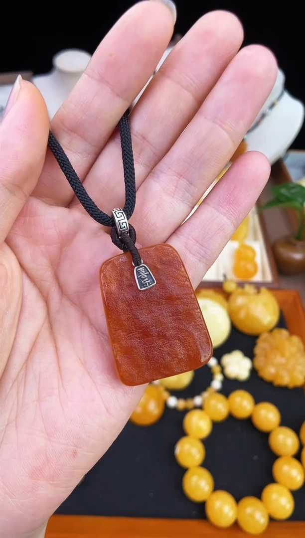 琥珀未镶嵌珠宝奇石柒月