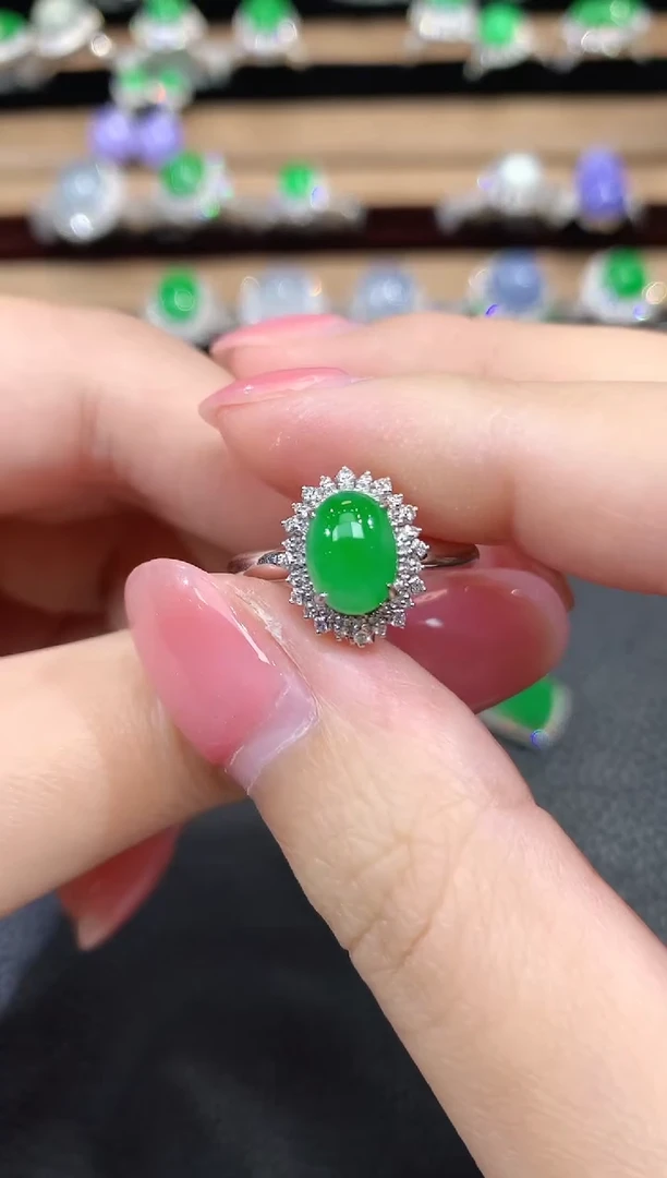 18K金镶嵌戒指翡翠C51