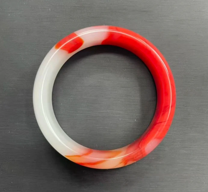 【甄选】 高端   精品中国红半红色飘花手镯