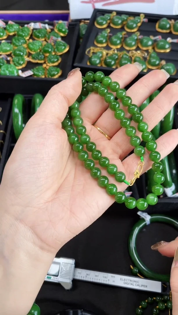 【闪购商品】和田玉项链18K金镶嵌多样性发一