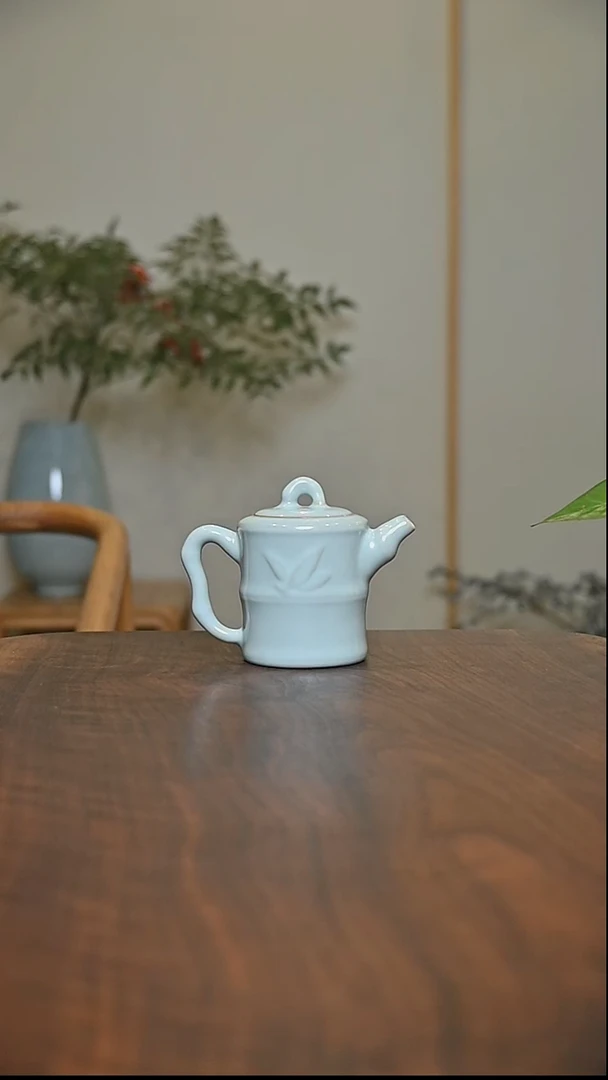 竹节壶 天青 微瑕 朱家汝窑款