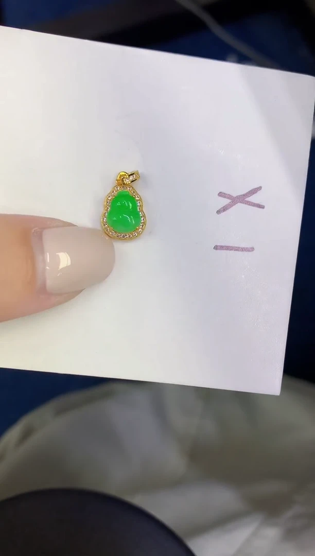 颈饰未镶嵌翡翠缅甸天然翡翠A货