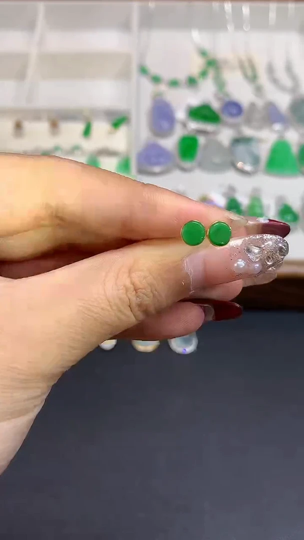 【闪购商品】翡翠18K金镶嵌耳饰L0764多样性发其一