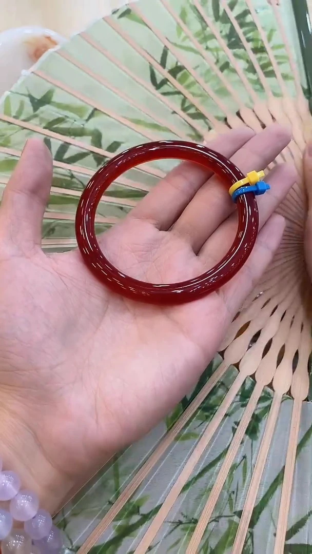 玛瑙/玉髓手镯未镶嵌1111