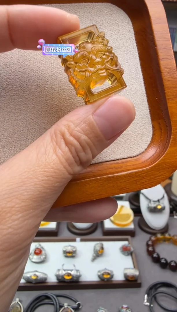 未镶嵌颈饰琥珀经书扣16