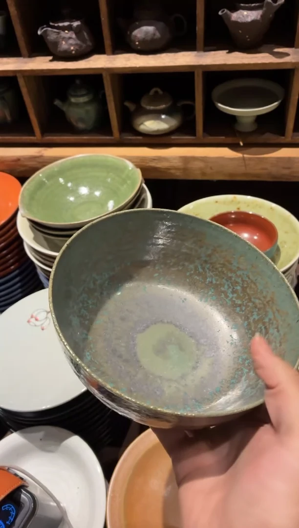 瓷片L****y49绿色粗陶面碗1个