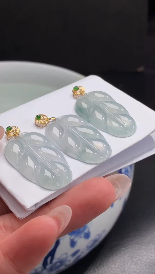 18K金镶嵌定制翡翠DDJ40598/多样性发一件