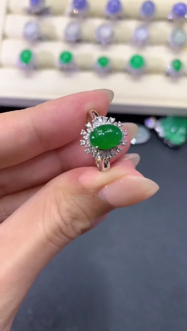 【闪购商品】翡翠戒指18K金镶嵌a148