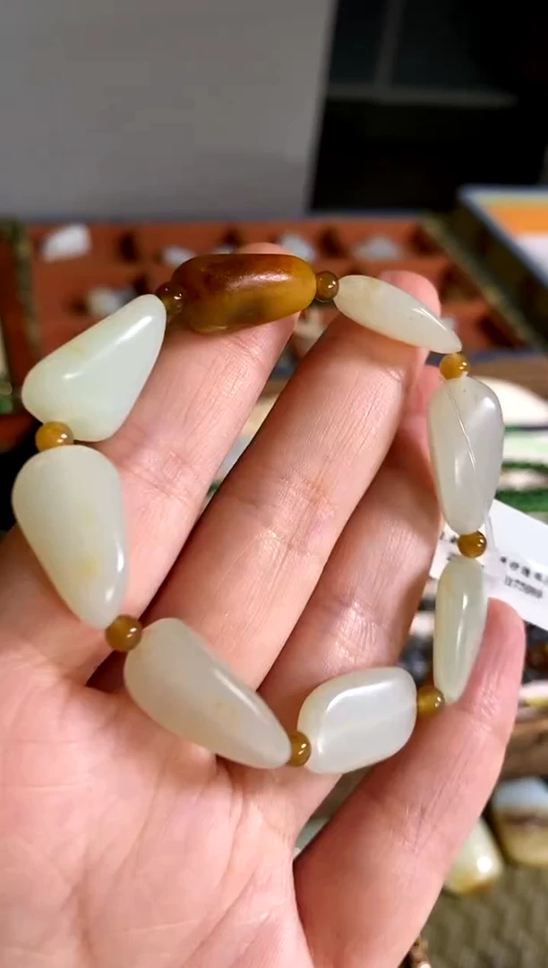 未镶嵌手链和田玉.