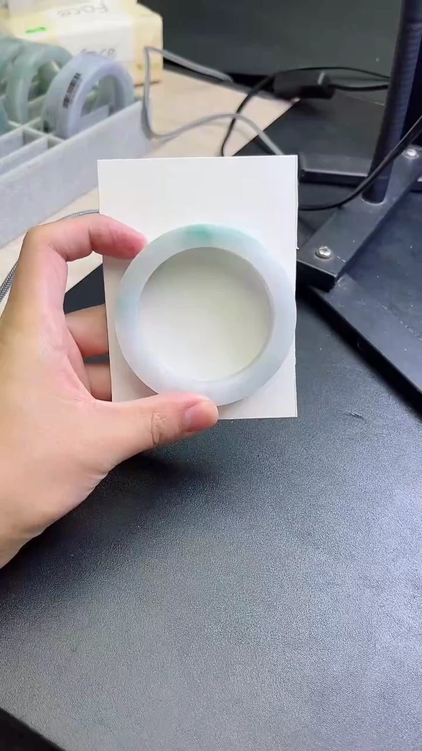 未镶嵌手镯定制翡翠磊定制