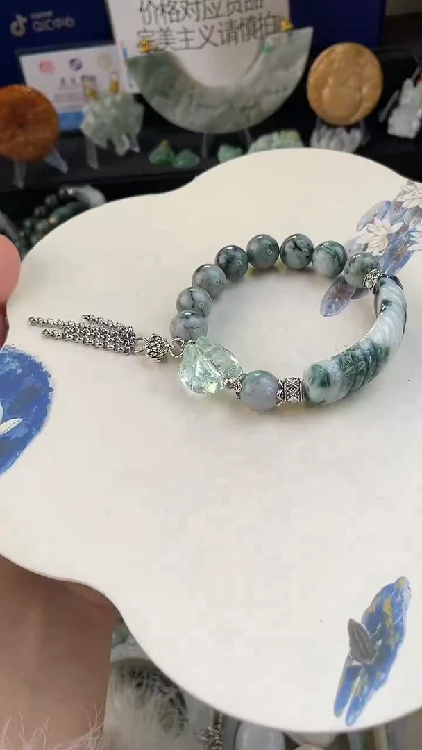 未镶嵌手链翡翠手工定制默认微瑕播介绍为准