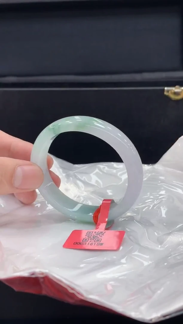 未镶嵌手镯翡翠翡翠手镯