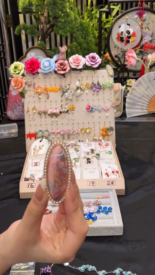 织绣S****ஐ非遗 苏绣饰品