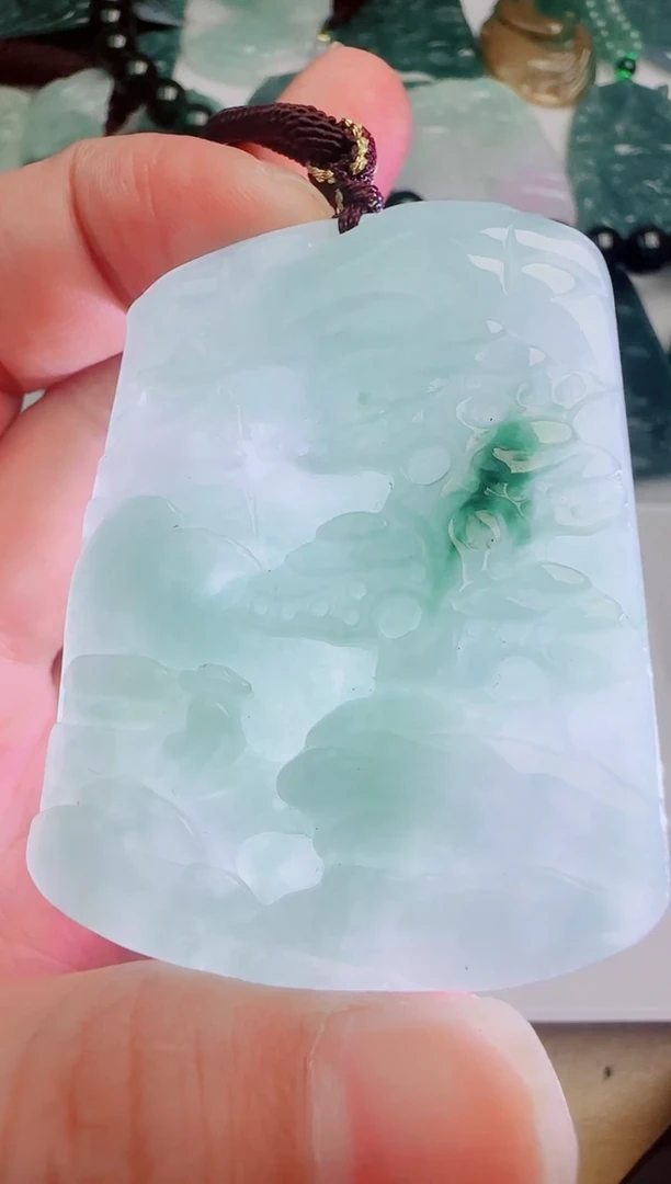 翡翠未镶嵌颈饰1111111111